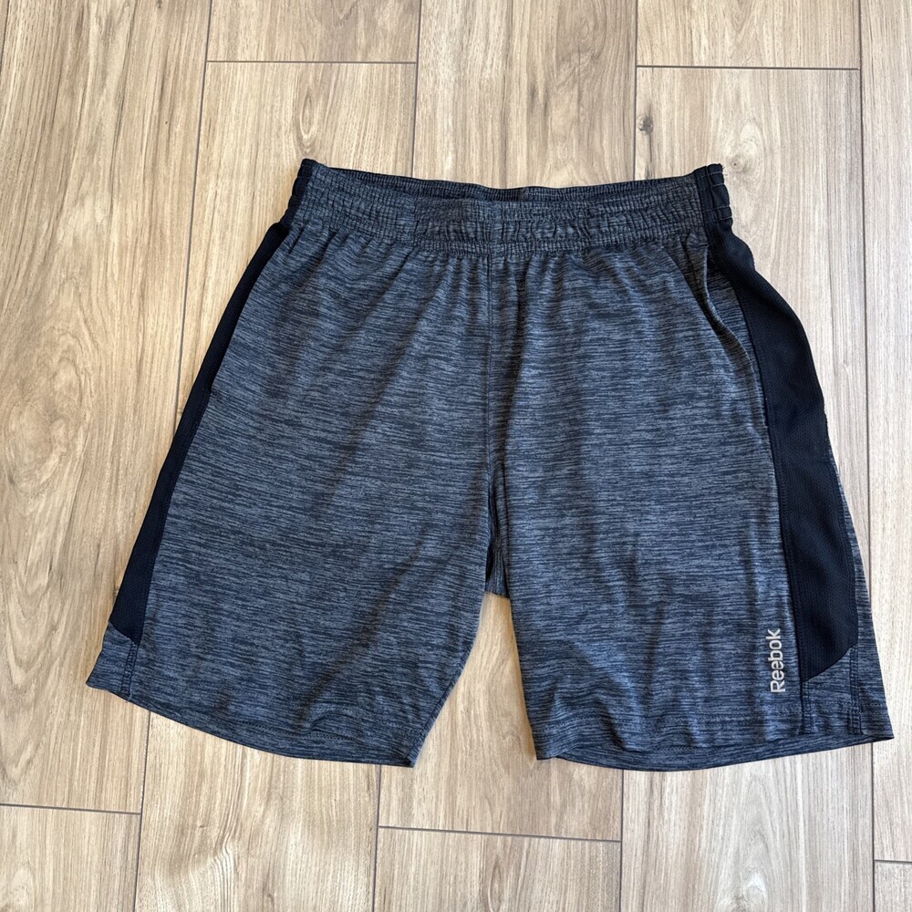 Reebok Athletic Workout Men’s Black And Grey Shorts Size Medium Drawstring